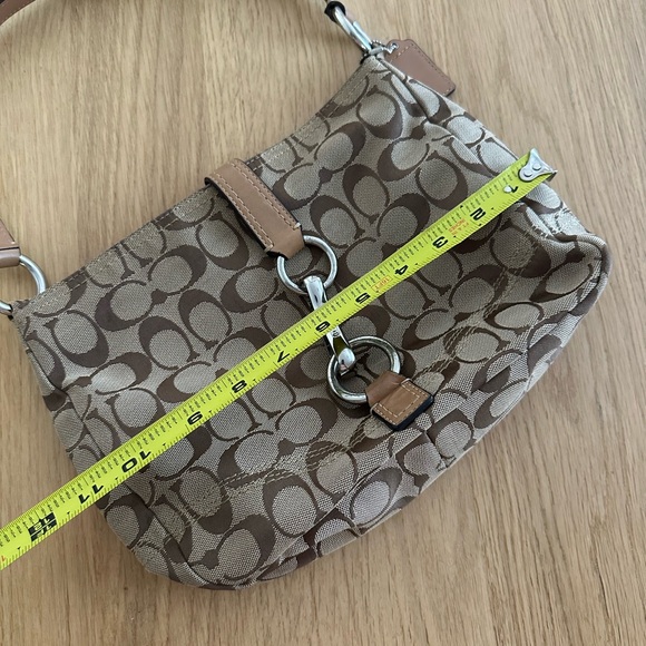 Coach monogram shoulder bag - Picture 11 of 12